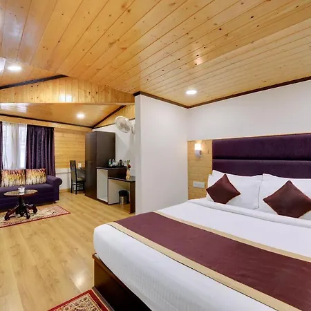 Sumitel Hotel 500 Meters From Mall Road Darjeeling  Exterior photo