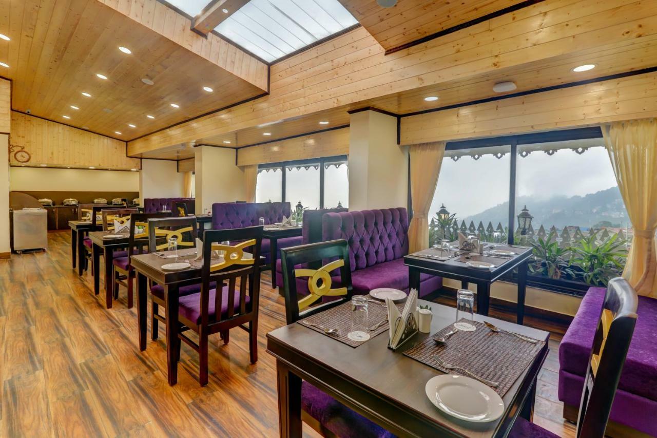 Sumitel 500 Meters From Mall Road Hotel
